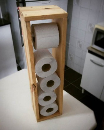 Pallet toilet paper shelf