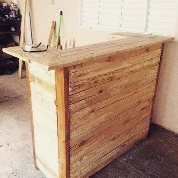 Pallet bar