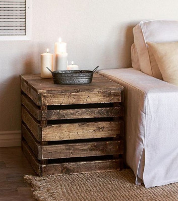 Pallet night stand