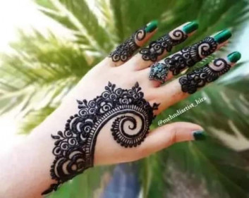 Stylish Henna Designs for Your Beautiful Hands 2019