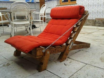 Pallet chair