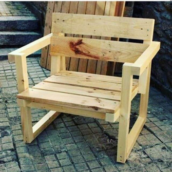 Pallet chair