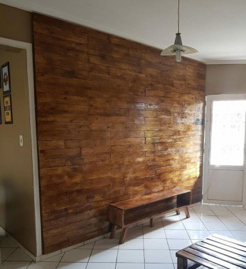 Pallet wall decor