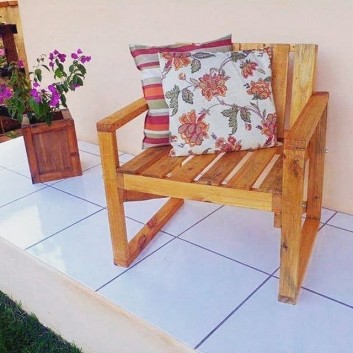 Pallet outdoor chairs ideas