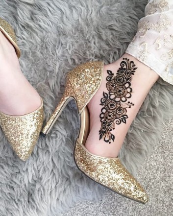 foot mehndi design ideas