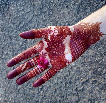 Front hands mehndi design ideas