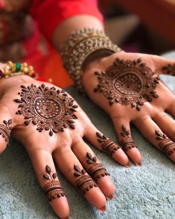 fronthand mehndi designs