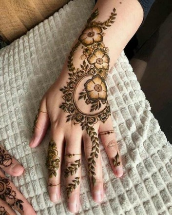 Stylish mehndi design ideas