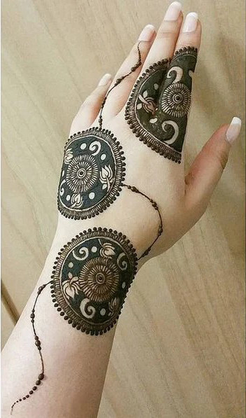 Simple Henna Mehndi designs