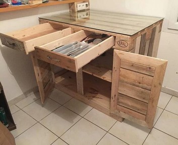 Wooden Pallet End Table with Drawers