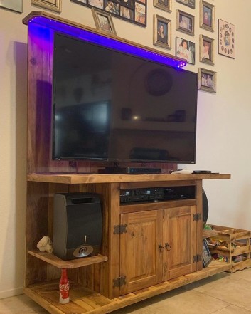 pallet wall tv shelf ideas