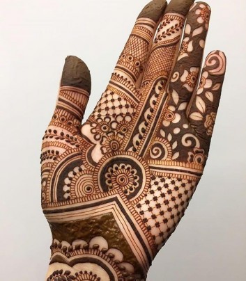 easy front hand mehndi designs