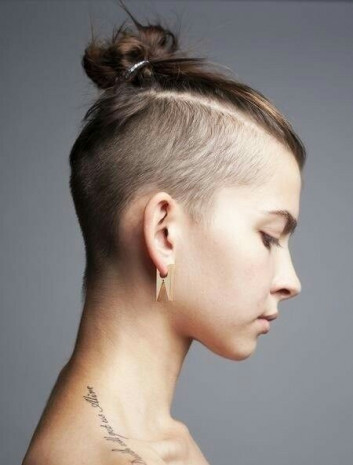 Samurai Top Knot Bun Hairstyles For Short Hair-Medium Length Hair