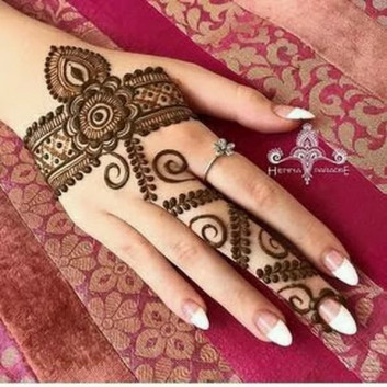 adorable new year  backhand mehndi designs ideas