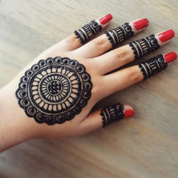 Natural Henna Designs