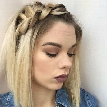 Soft Side Braid Medium Length Hairstyle for Women