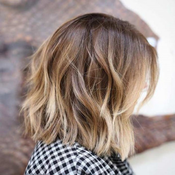 Chic Short Bob Haircuts & Hairstyles for Women