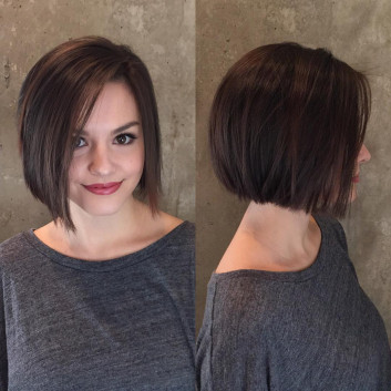 Deep-Parted Short Bob Haircuts & Hairstyles for Women