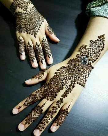 easy backhand henna designs