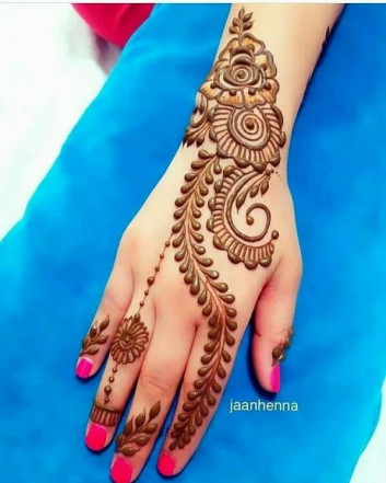 heart touching mehndi designs