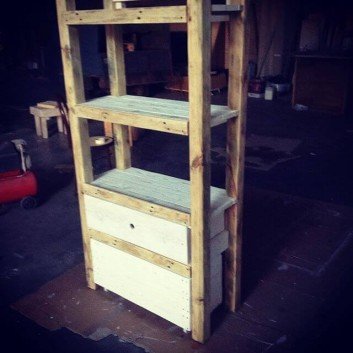 DIY pallet rack and drawer for storage solution