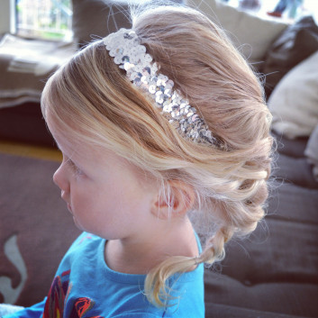 Wonderful Elsa’s Hairstyles for Little Girls