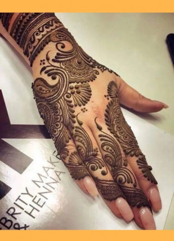 Shimmer Henna Designs for girls