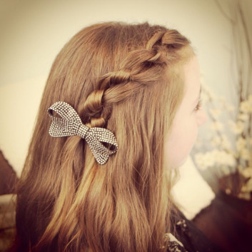 School-Going Girls Hairstyles That Are Seriously Cute