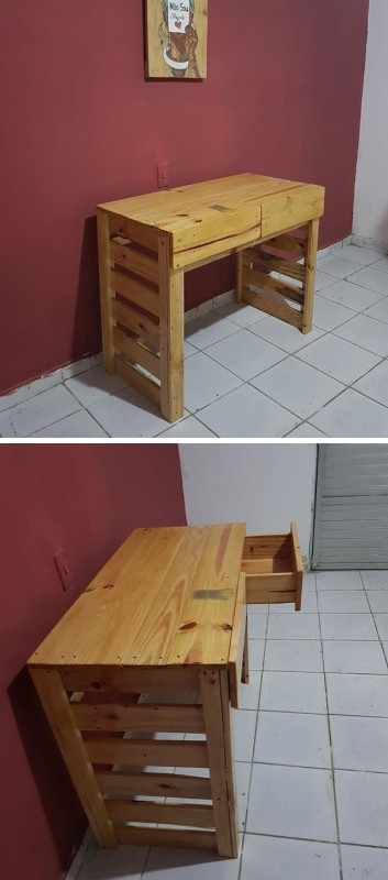 Pallet desk with drawers