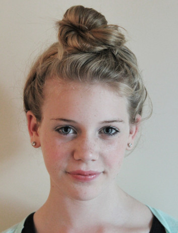 Top Knot Bun Hairstyles For Short Hair-Medium Length Hair