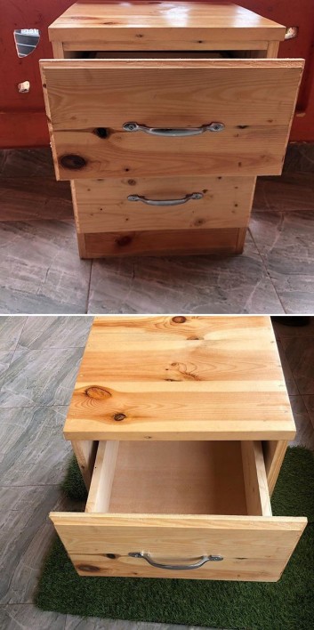 34+ Upcycle Pallet Sitting Furniture Projects